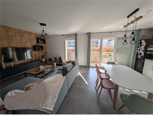 t4 à la vente -   73190  CHALLES LES EAUX, surface 83 m2 vente t4 - UBI453500069